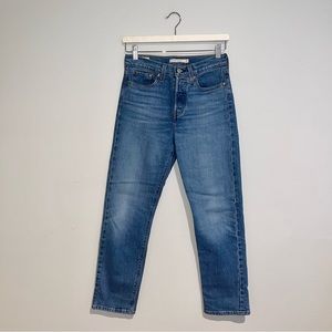 Levi Wedgie Straight Jeans Sz 25